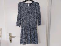 H&M Kleid 36 S Blau Weiß Muster BoHo Modern Hippie Volant Niedersachsen - Jork Vorschau