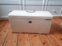 Holztruhe antik vintage shabbychic Nordrhein-Westfalen - Alsdorf Vorschau