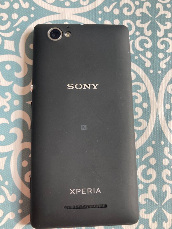 Sony Xperia M mit OVP ohne Zubehör in Hamburg