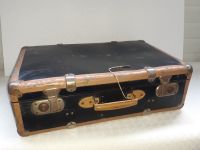 Alt Retro Koffer Reisekoffer mit original Schlüssel Antik Vintage Sachsen - Zwoenitz Vorschau