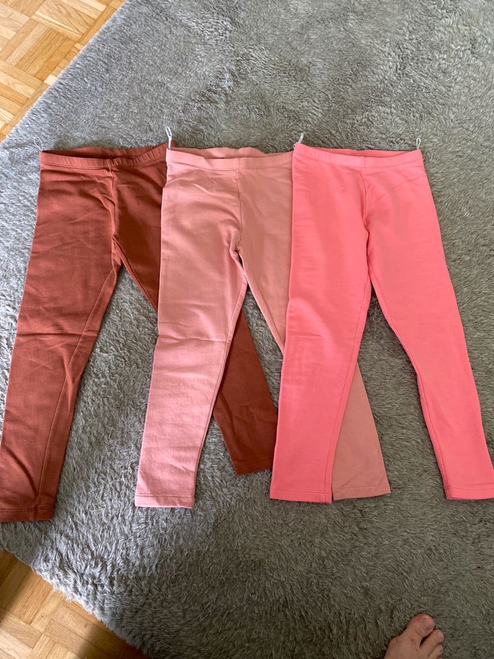 3x Leggins  Gr. 128 in Reinbek