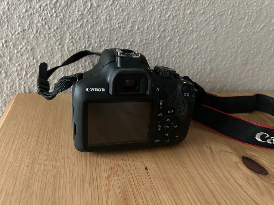 Canon EOS 2000D in Oldenburg