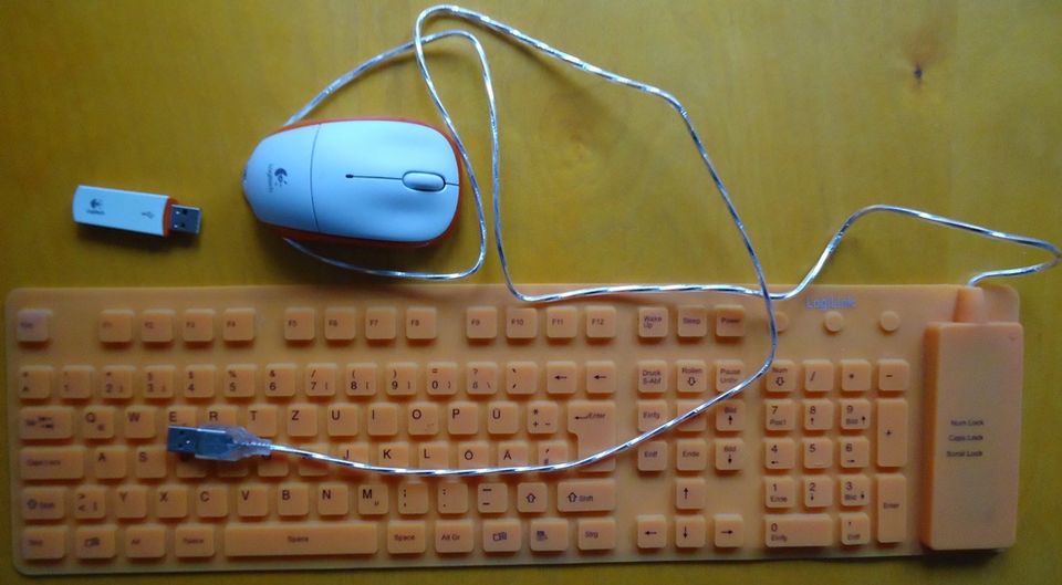 Tastatur und Maus in orange von Logitech / Logilink in Fernwald