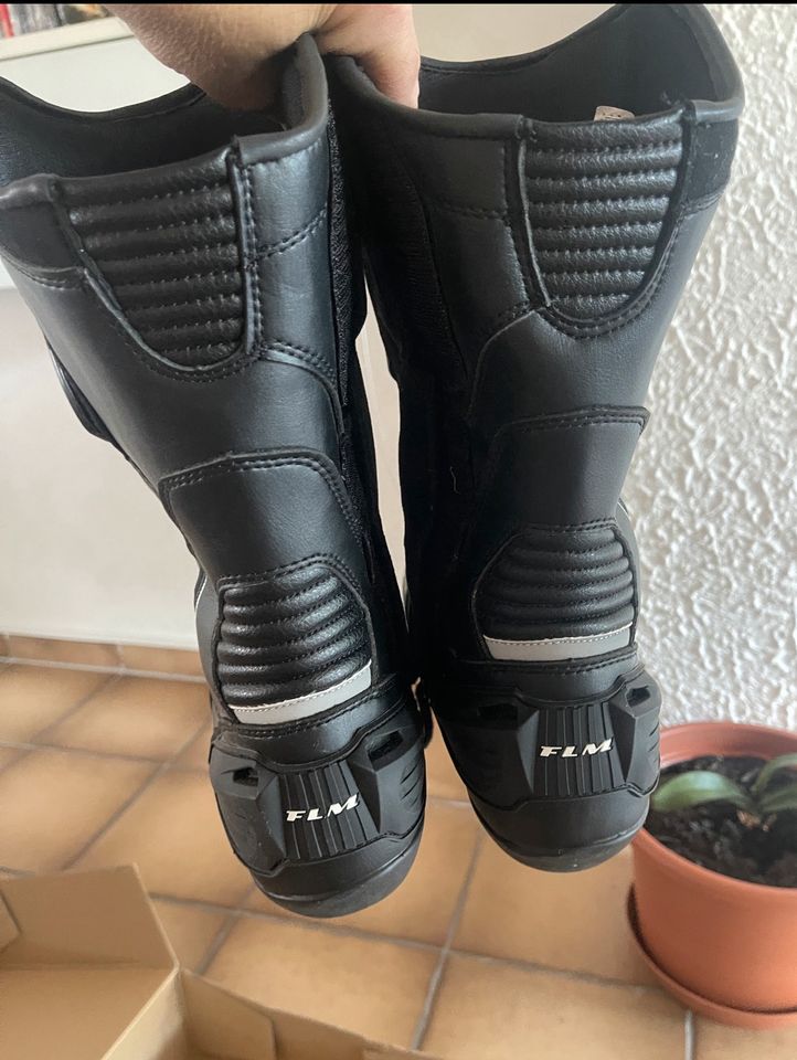 Motorrad Stiefel FLM Gr.44 in Saarbrücken