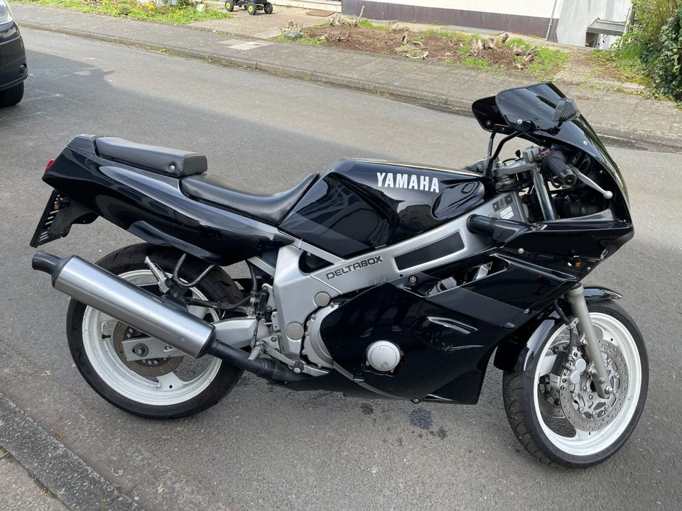 Yamaha FZR 600 in Siegen