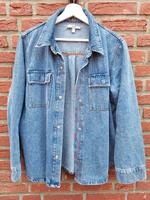 Esprit Jeanshemd/Jacke mit Seitentaschen Bremen - Vegesack Vorschau