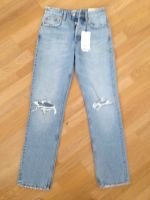 Zara straight Jeans 34 XS Light wash ripped Denim NEU! Nordrhein-Westfalen - Ratingen Vorschau