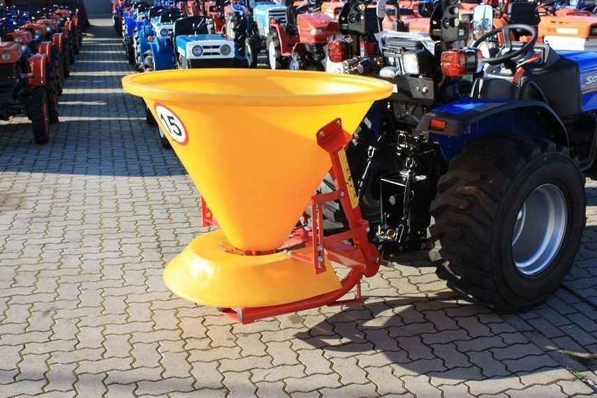 Fudex Salzstreuer 200L für Traktor Schlepper Kleintraktor in Winsen (Luhe)