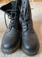 Dr. Martens 8 Loch schwarz Größe 40 Kiel - Suchsdorf Vorschau