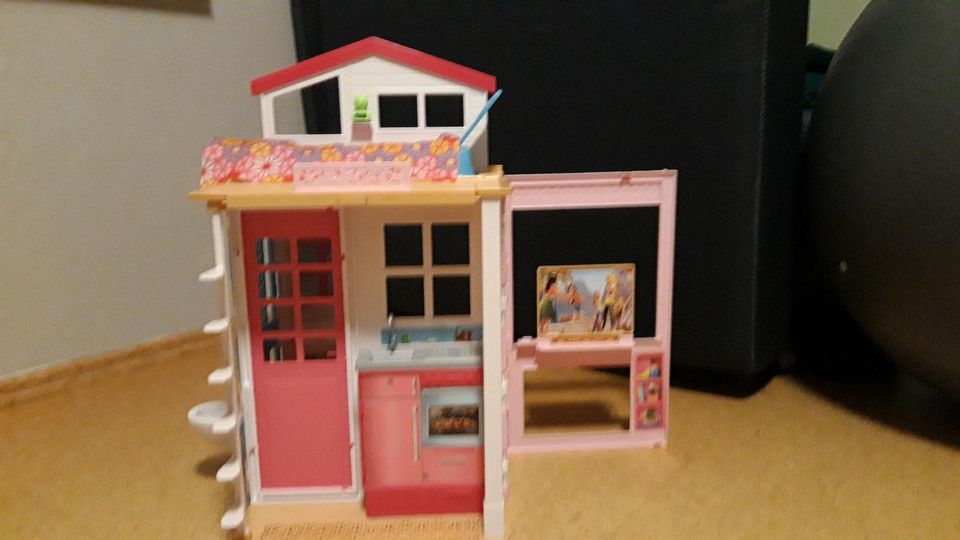 Barbiehaus 2 Story House doll in Bramsche