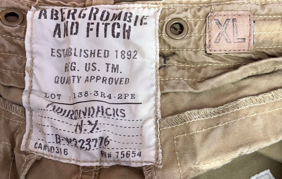 Abercrombie and Fitch Cargo Herren Hose in Bad Griesbach im Rottal
