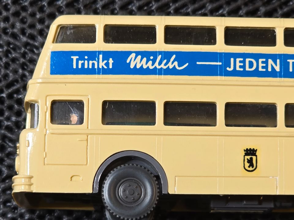 Modellbau Wiking Büssing D2 Doppeldecker Berlin Bus, Trinkt Milch in Recklinghausen