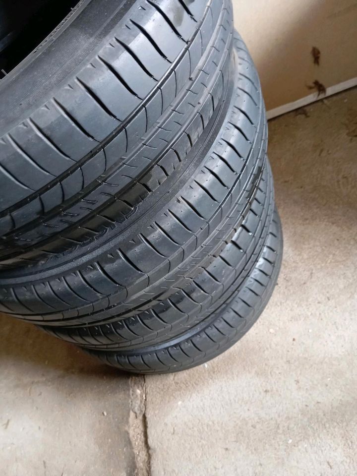 4 Sommerreifen Michelin 185/65R15/88T in Appel