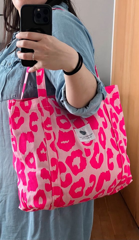 Handtasche Purse Tote Bag pink leo in Berlin