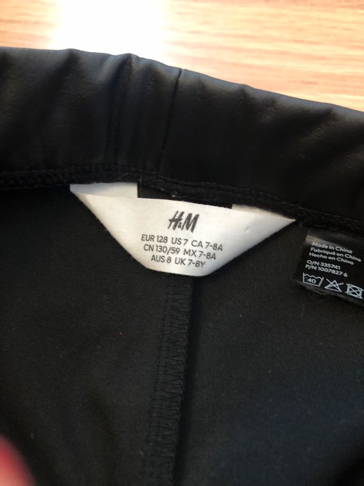 Leggings Hose Flare Leder H&M Gr. 128 Mädchen in Bad Kreuznach