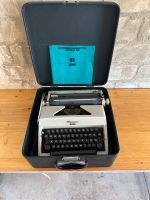 Schreibmaschine Olympia Monica mit Koffer Niedersachsen - Dannenberg (Elbe) Vorschau