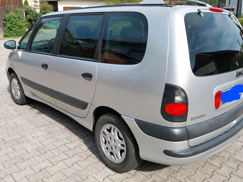 Renault Espace 3 mit abnehmbarer AHK und 7 Sitzen! 2,0 L 16V! in Plattling