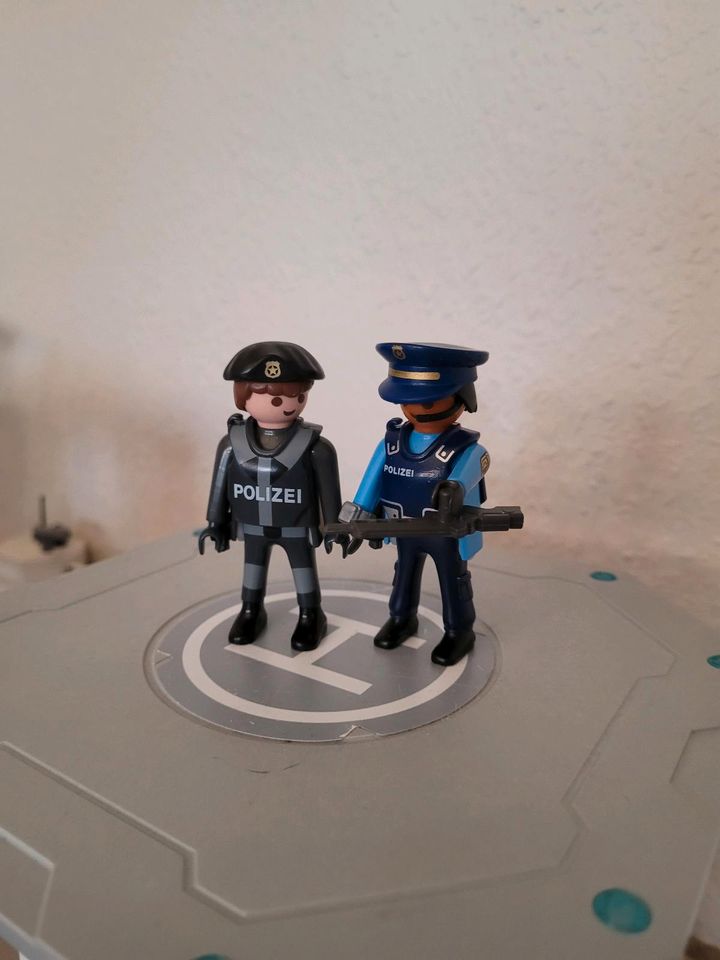 Playmobil Polizeistation mit Zubehör in Welver