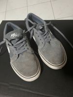 Nike SB Sneakers grau Leder Gr. 38,5 TOP erhalten Altona - Hamburg Osdorf Vorschau