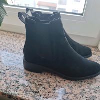 Stiefelette H&M Gr. 39 schwarz  Top Zustand Wildlederimitat Saarland - Überherrn Vorschau