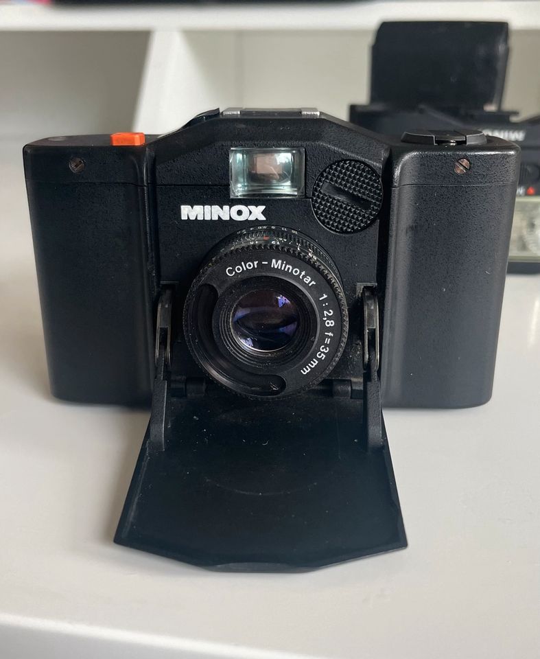 Minox 35 GL mit Blitz -Analoge Kamera in München