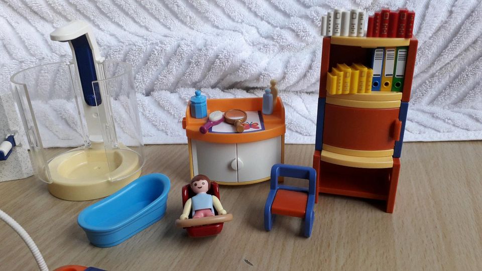 Playmobil Küche + Bad + Babyzimmer in Berlin