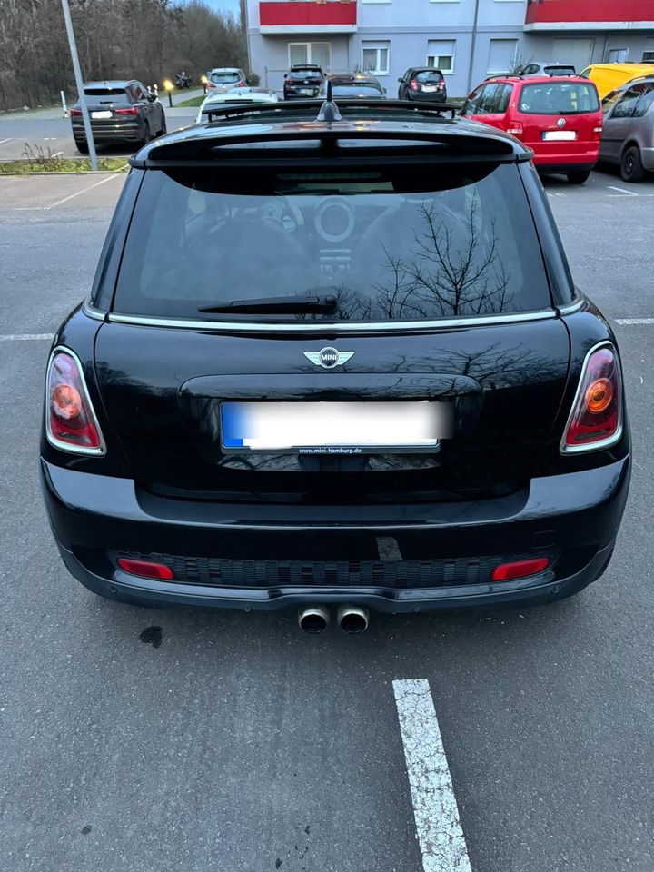 Mini Cooper S R56 Automatik Navi Xenon Panoramadach in Berlin
