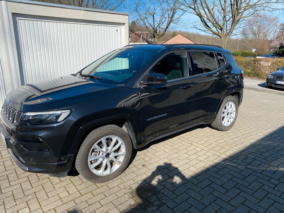 Jeep Compass S 1.3 T4 4xe PLUG-IN HYBRID Autom.mit Garantie Voll in Bochum