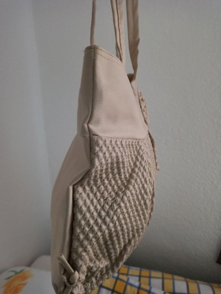 Damenhandtasche in Bielefeld