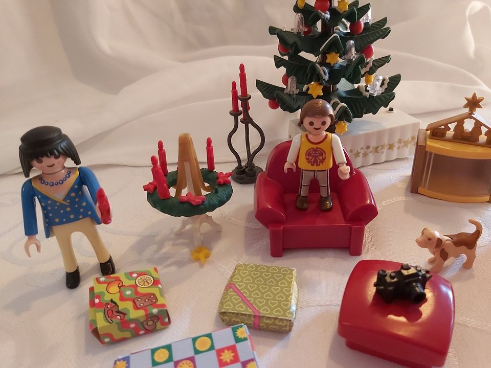 Playmobil Wohnzimmerergänzung Weihnachten 4892 in Westoverledingen