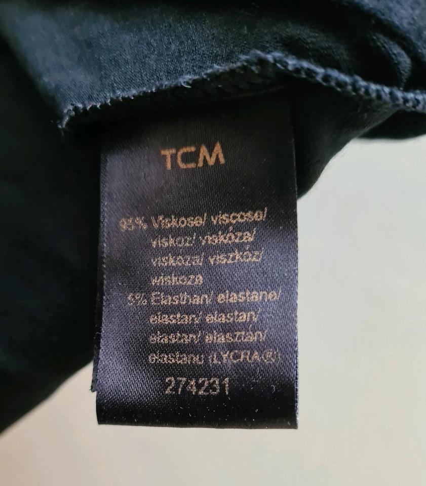 TCM Tchibo schwarzes Kleid in Wickeloptik Gr. 36/38 in Lübeck
