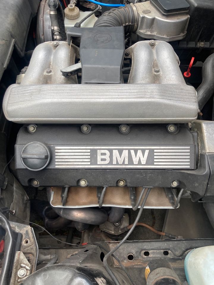BMW E30 318i (auch Tausch gegen Manta/ Ascona B) in Wangen im Allgäu