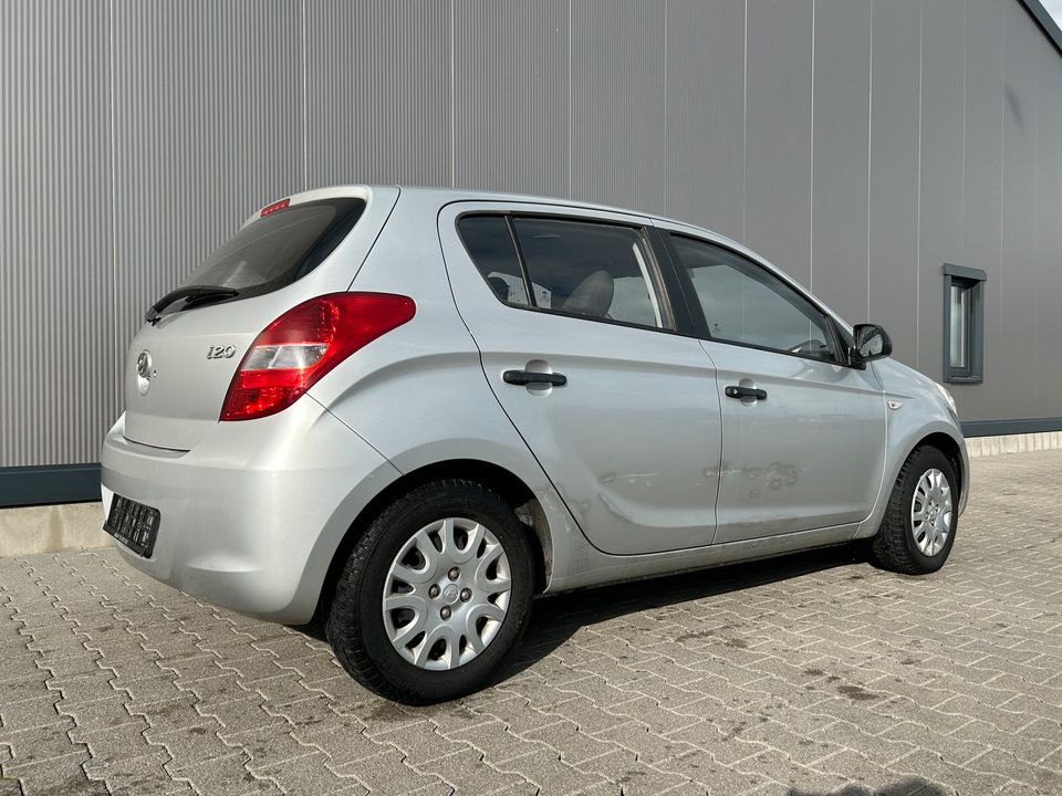 Hyundai I20 HU&AU Neu in Borken