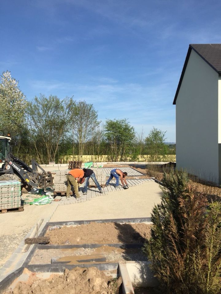 Helfer f. GARTEN- & LANDSCHAFTSBAU m. Erfahrung gesucht in Stein