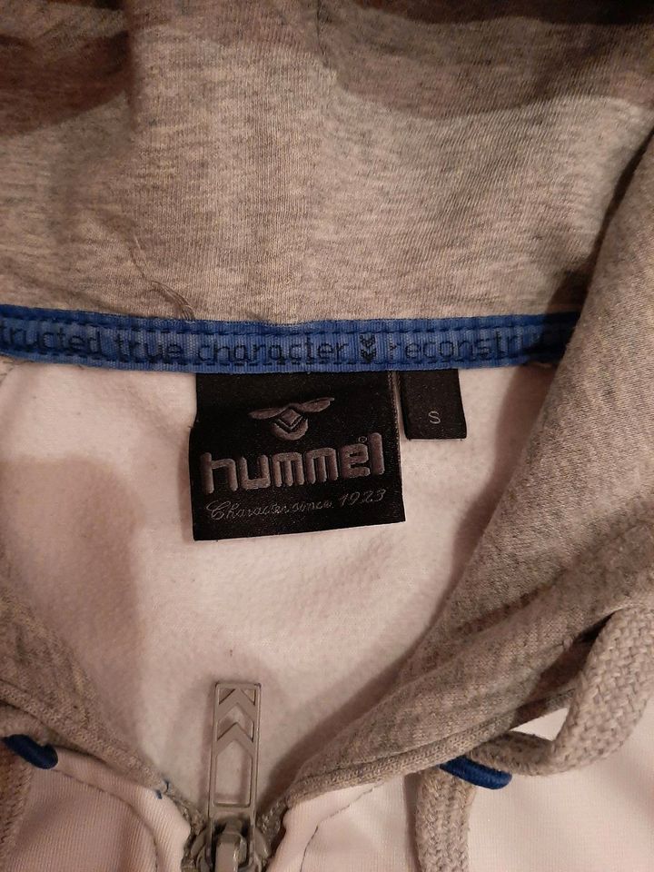 Hummel Sweatjacke Kapuzenjacke Hoodiejacke in Duisburg