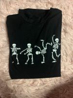 T-Shirt mit Grafik, Schwarz, Gr.S-M, Skelett, grunge Niedersachsen - Braunschweig Vorschau