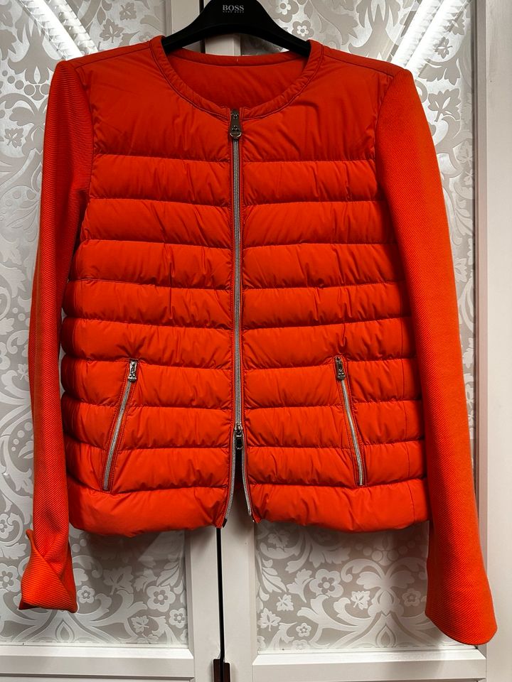 Peuterey Jacke in Orang farbig Gr.40 in Waiblingen