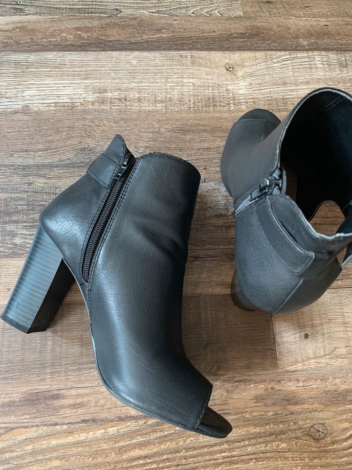 Justfab Stiefeletten in Hopsten