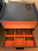 Smart LED Nachttische grau 2 Stück neu Design Top Handy Lader Hessen - Lohfelden Vorschau