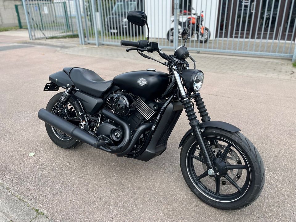 Harley Davidson XG 750 in Lutherstadt Wittenberg