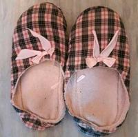 Hausschuhe - Rosa-schwarz kariert - Mit Schleife - 39-41 - H&M Bayern - Augsburg Vorschau