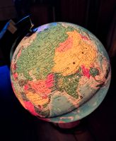 Globus, beleuchtet mit Lupe Nordrhein-Westfalen - Datteln Vorschau