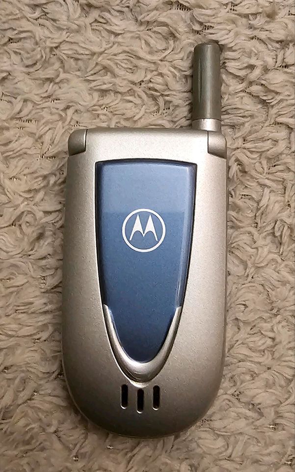 Motorola Klapphandy in Gelnhausen