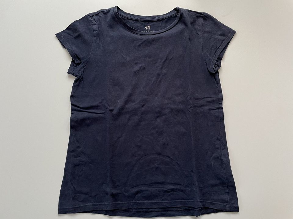 blaues T-Shirt von H&M – Größe S in Berlin