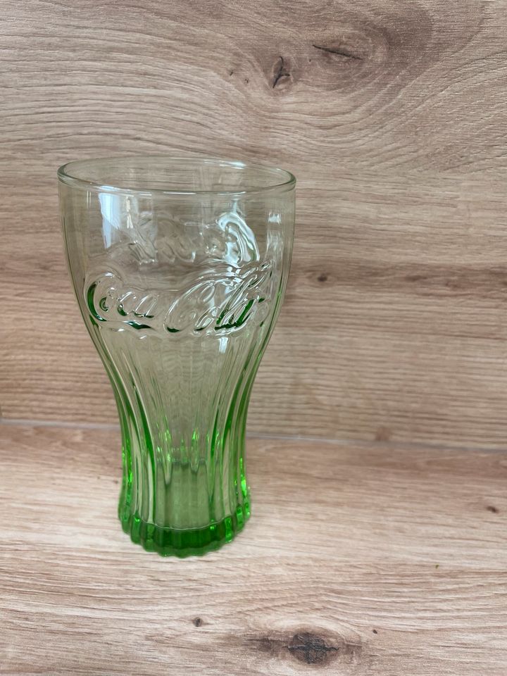 Coca Cola Glas grün in Ilsede