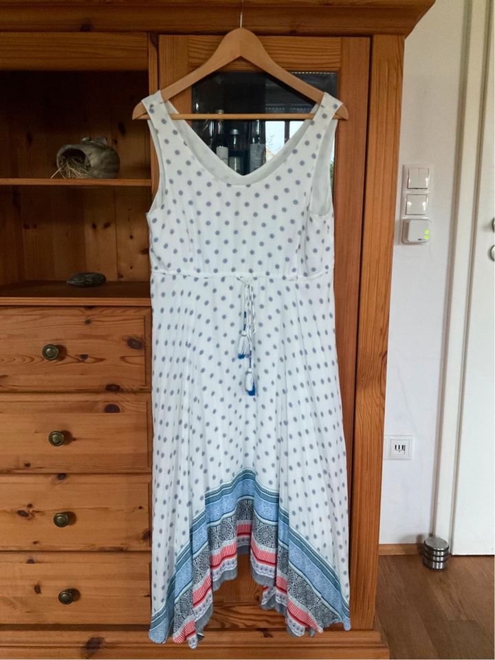 Wunderschönes Tom Tailor Kleid Gr. 38 wie neu in Neubrunn