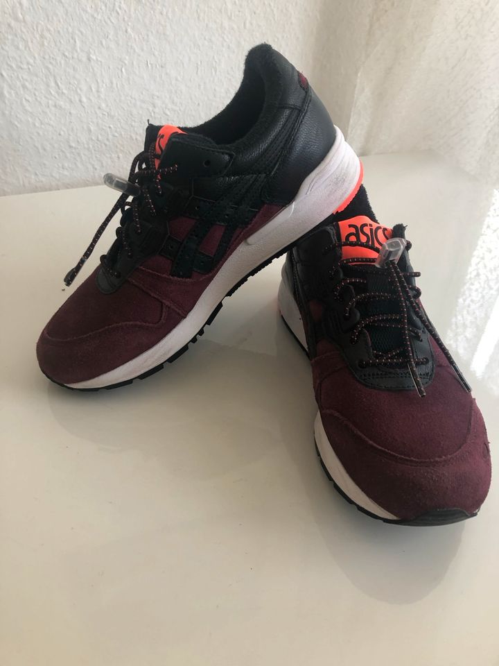 Asics Schuhe Gr.36 in Berlin