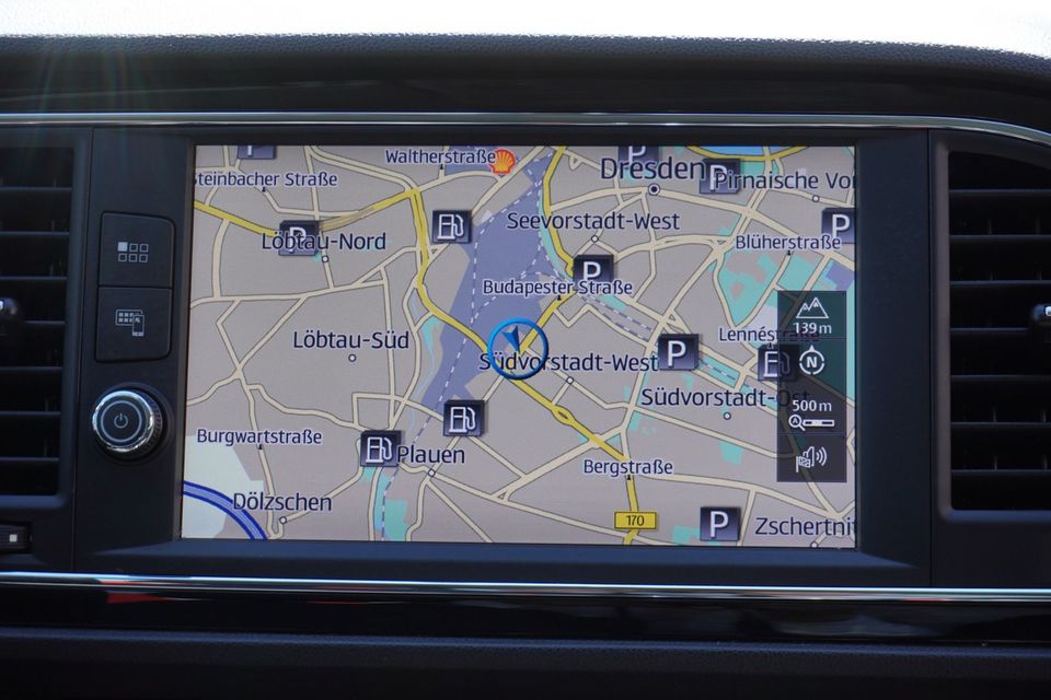 Seat Leon ST 1.5 TSI FR LED Navi ACC Kamera DAB Apple in Dresden