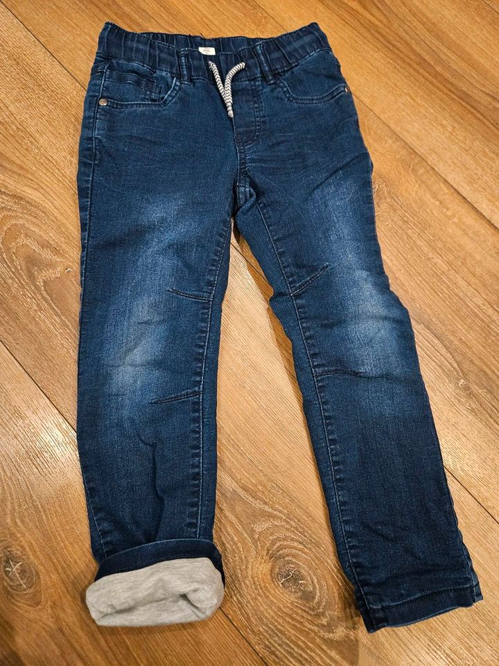 Gefütterte Jeans von dopodopo Gr. 116 in Niedernwöhren