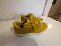 Reebok Turnschuhe Sneaker gelb senfgelb Gr. 37 Wildleder Nordrhein-Westfalen - Brühl Vorschau